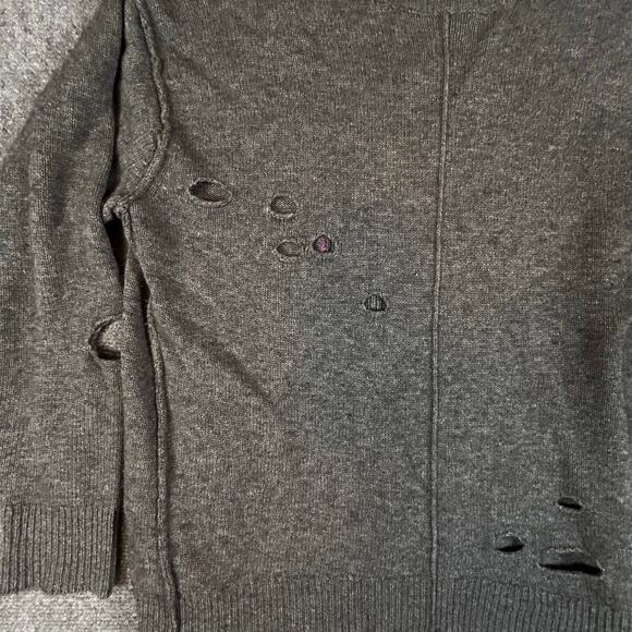 Skull Cashmere 70% Wool Distressed‎ w Holes Sweater Size S Grey - Picture 2 of 7